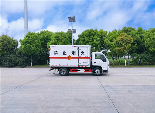 ����С��3.8����ȼ?x��)��w��ʽ�\(y��n)ݔ܇(ch��)