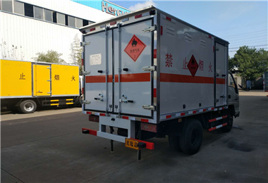 江鈴易燃?xì)怏w廂式運輸 (1).png